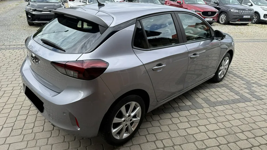 OPEL Corsa -