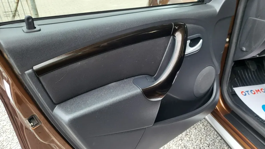 DACIA Duster -