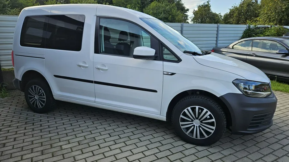 VOLKSWAGEN Caddy -