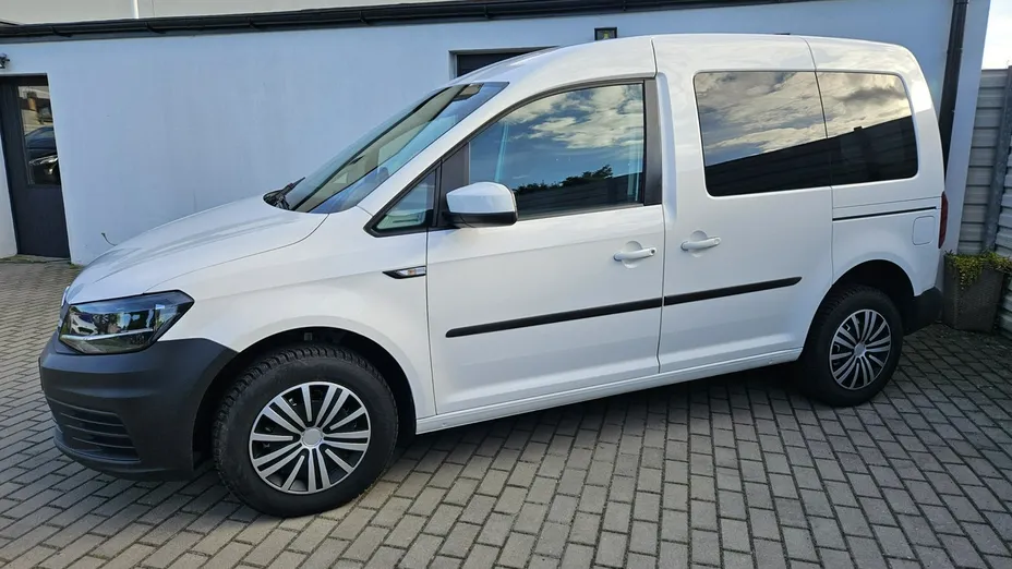 VOLKSWAGEN Caddy -