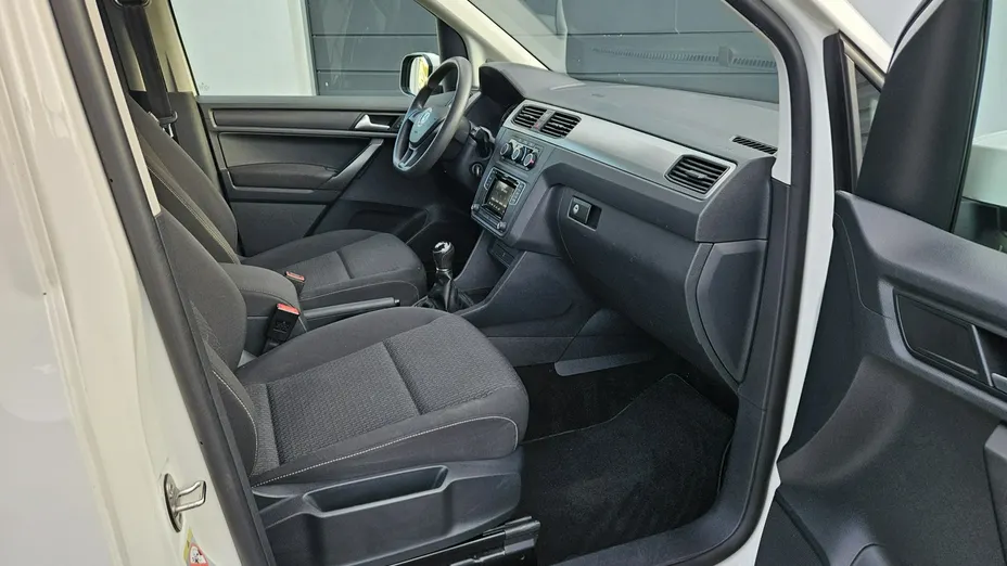 VOLKSWAGEN Caddy -