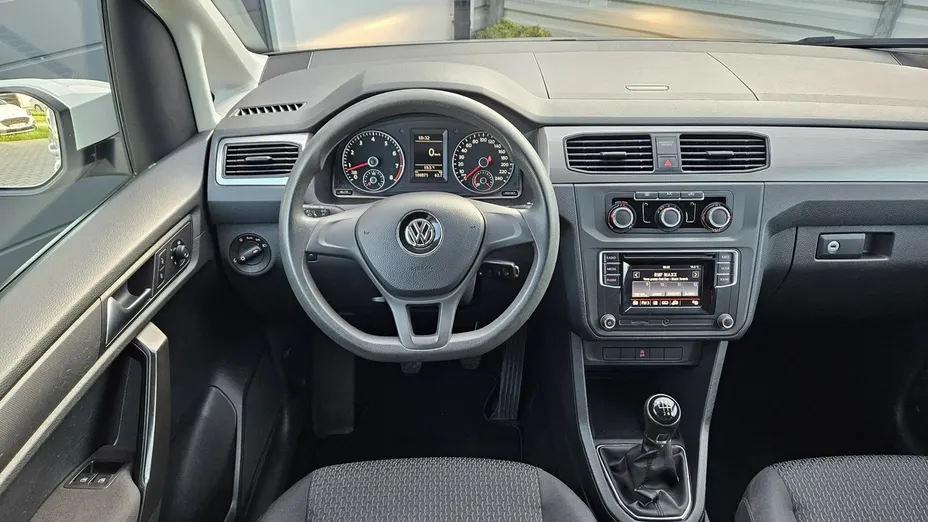 VOLKSWAGEN Caddy -