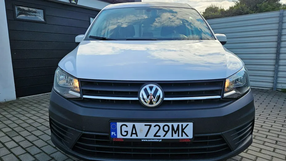 VOLKSWAGEN Caddy -