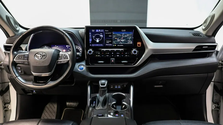 TOYOTA Highlander -