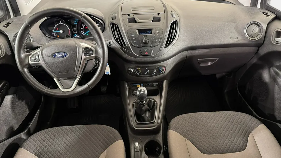 FORD Tourneo Courier -