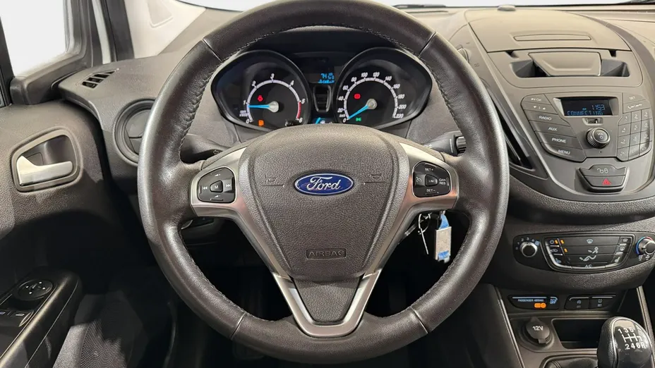 FORD Tourneo Courier -