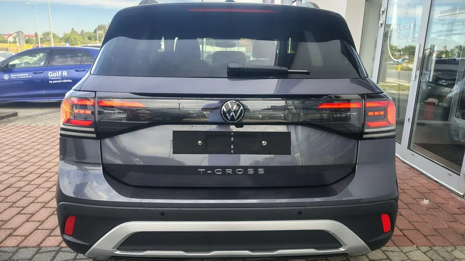 VOLKSWAGEN T-Cross -