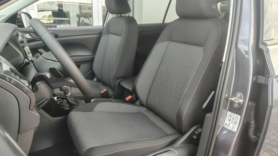 VOLKSWAGEN T-Cross -