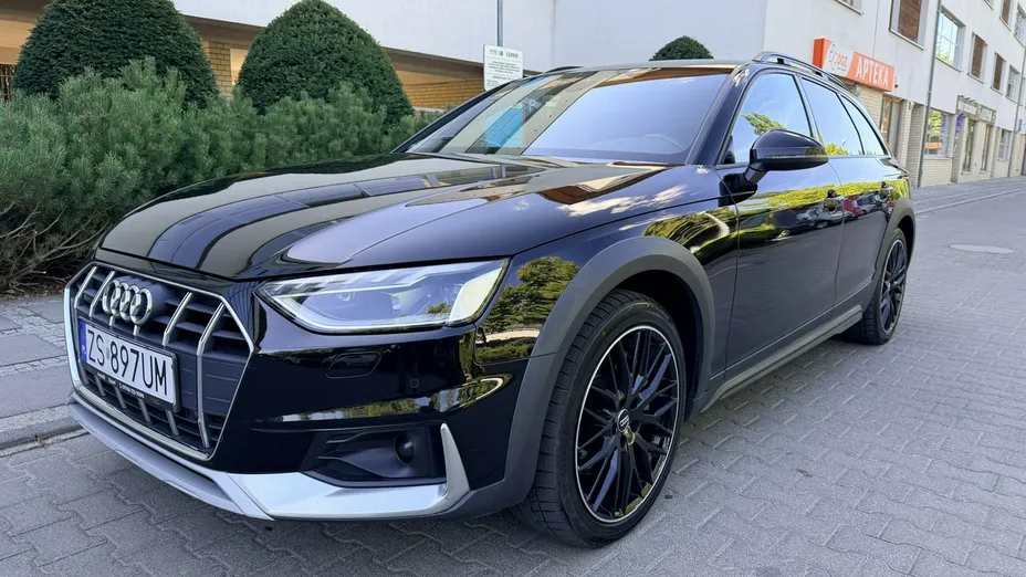 AUDI A4 -