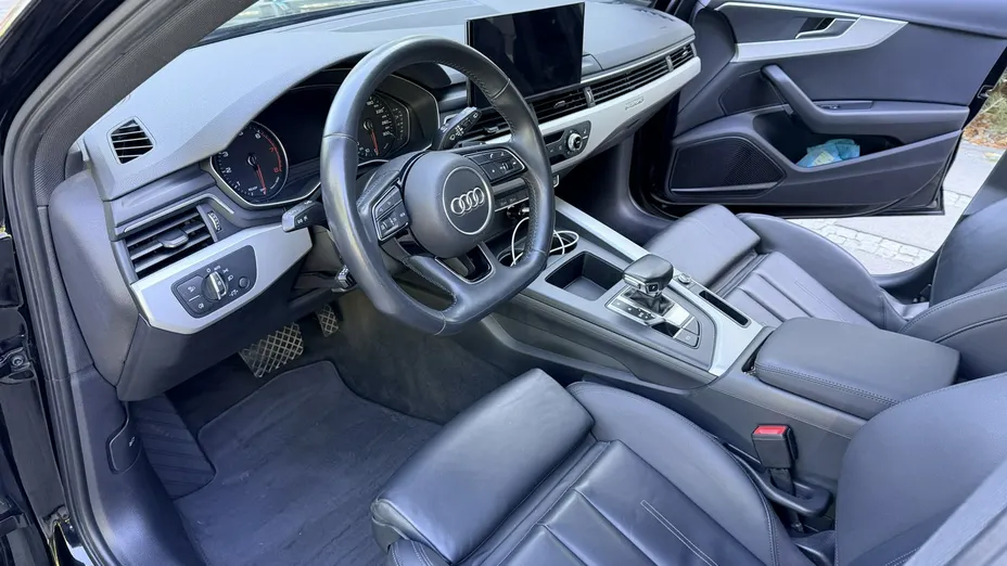 AUDI A4 -