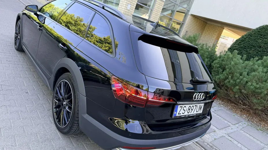 AUDI A4 -