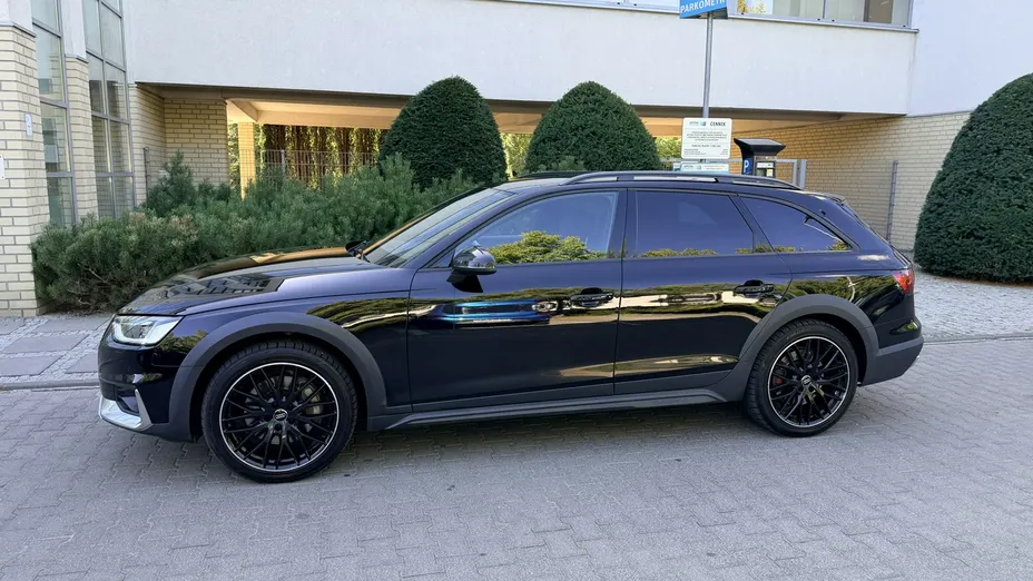 AUDI A4 -
