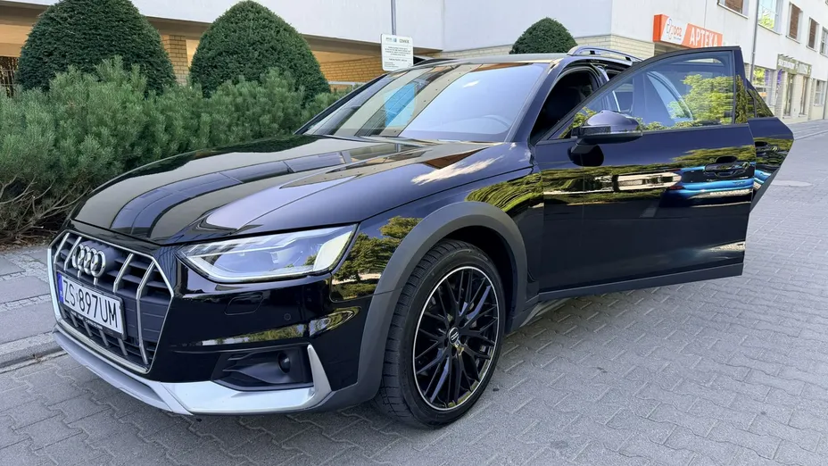 AUDI A4 -