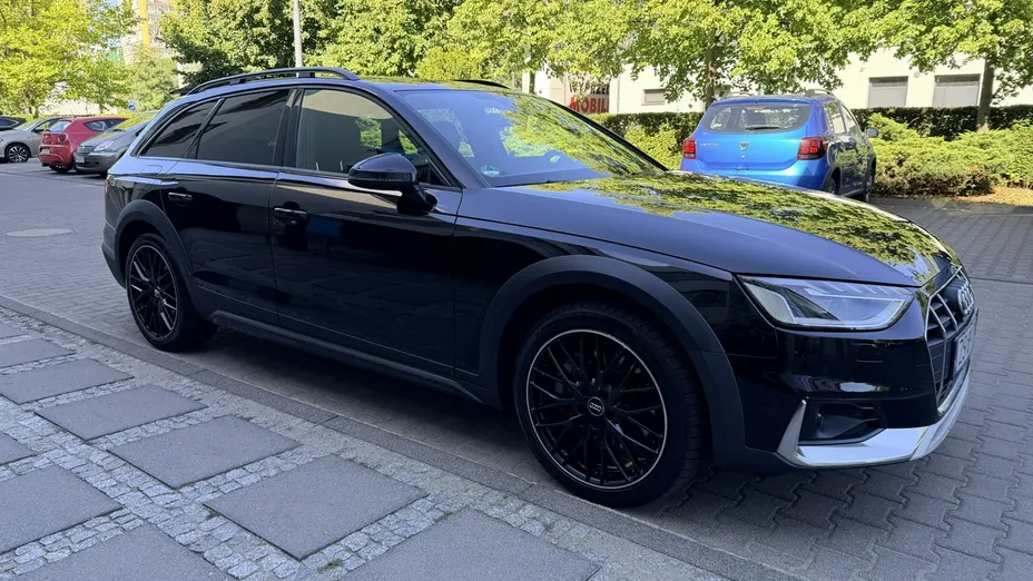 AUDI A4 -