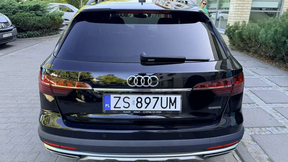 AUDI A4 -