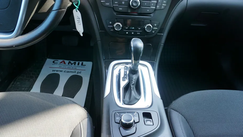 OPEL Insignia -
