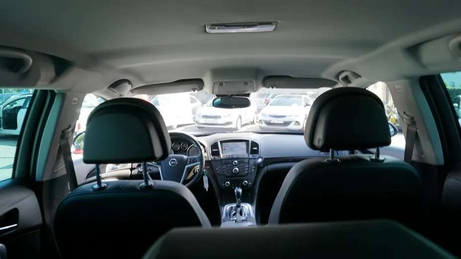 OPEL Insignia -