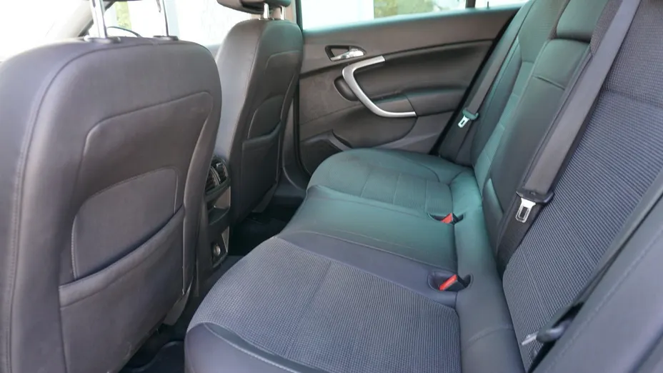 OPEL Insignia -