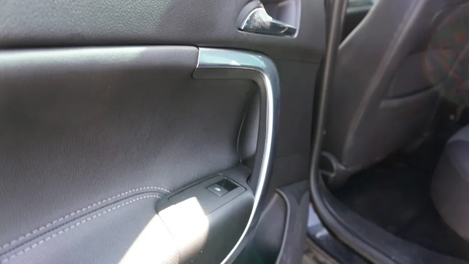 OPEL Insignia -