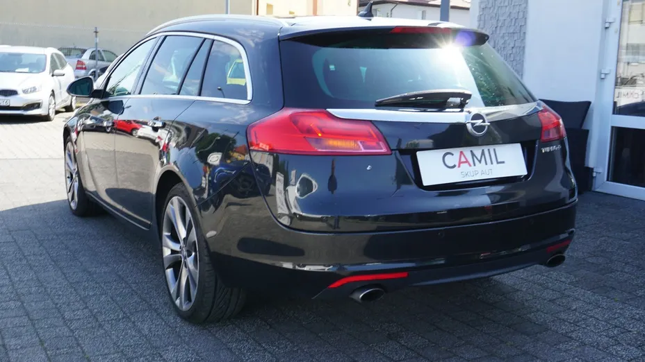 OPEL Insignia -