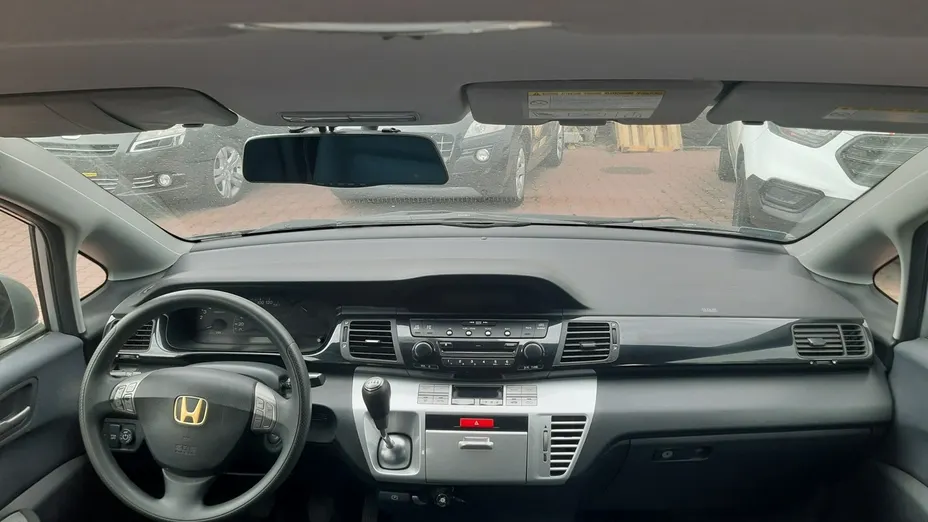 HONDA FR-V -