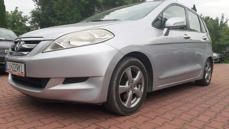 HONDA FR-V -