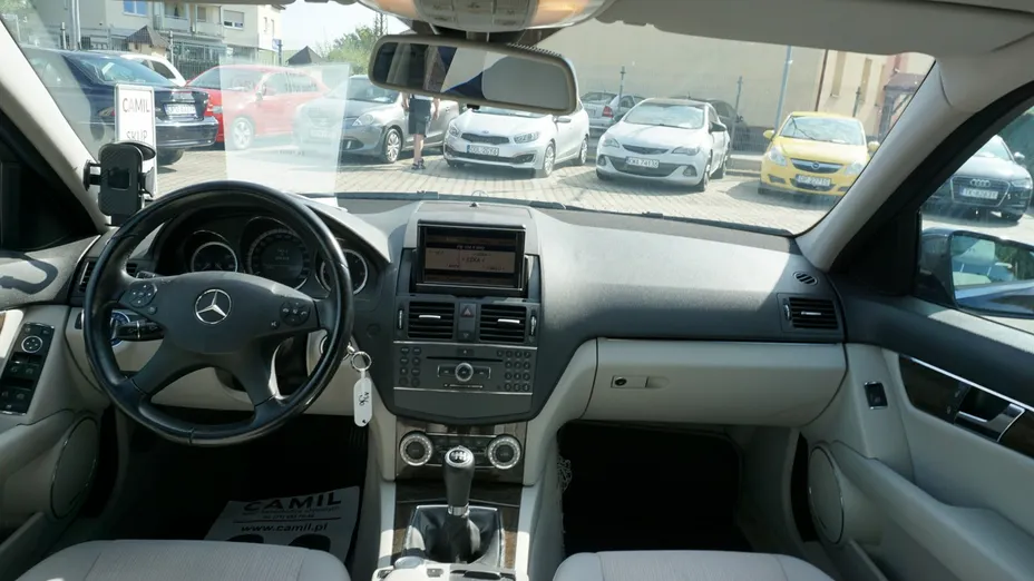 MERCEDES-BENZ C Klasa -
