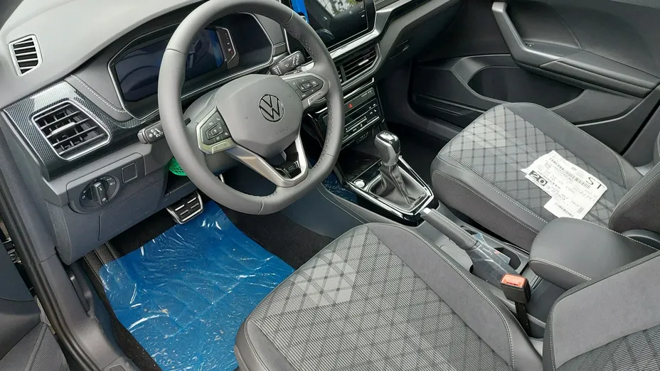 VOLKSWAGEN T-Cross -