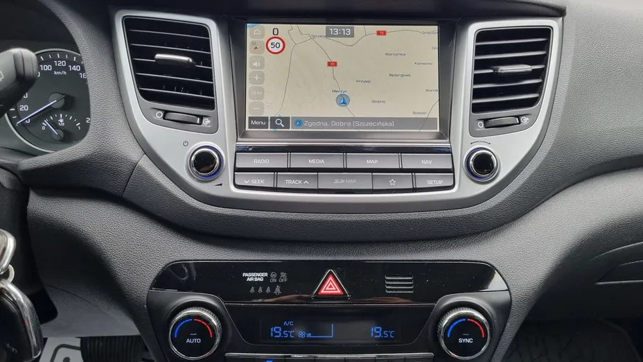 HYUNDAI Tucson -