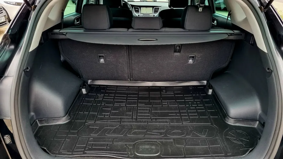 HYUNDAI Tucson -
