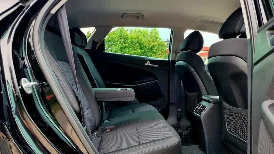 HYUNDAI Tucson -
