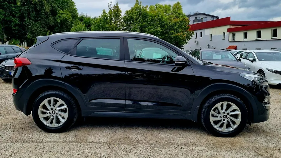 HYUNDAI Tucson -