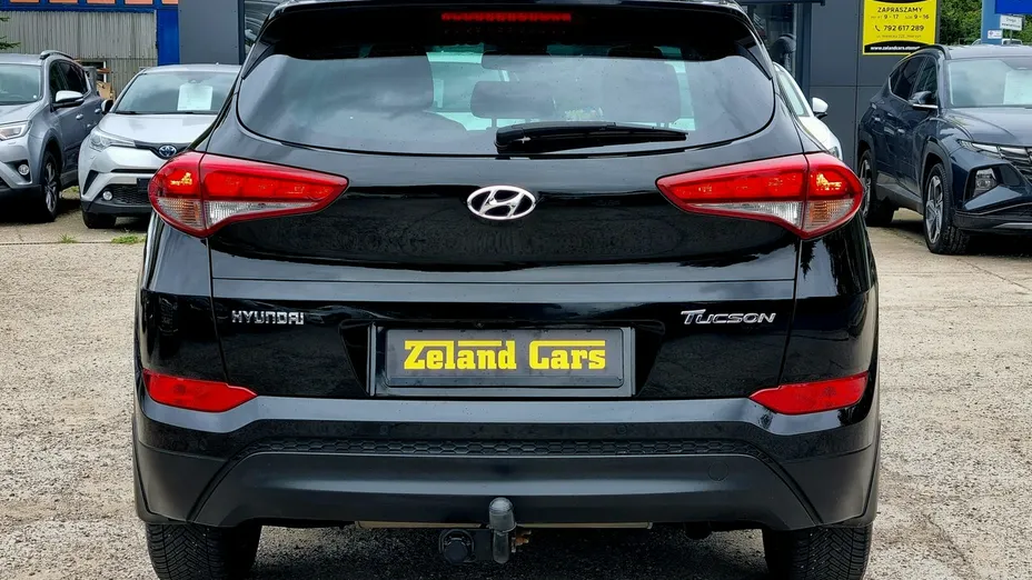 HYUNDAI Tucson -