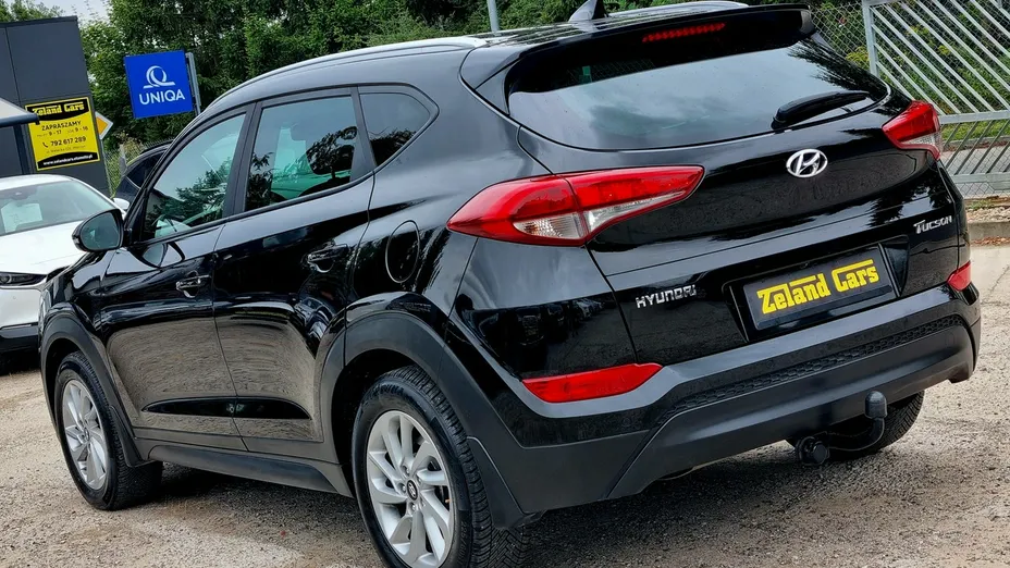 HYUNDAI Tucson -
