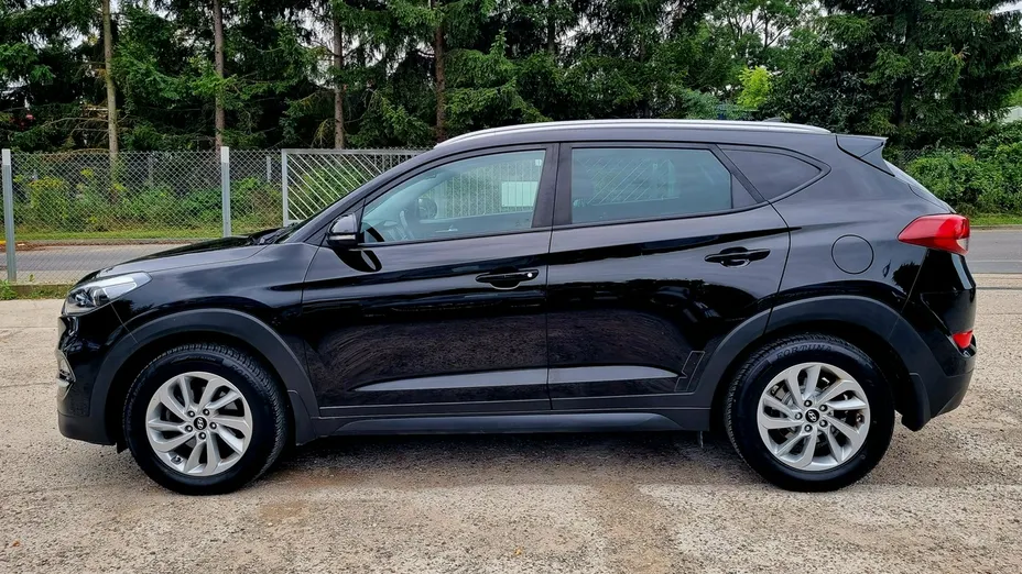 HYUNDAI Tucson -