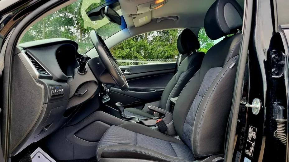 HYUNDAI Tucson -
