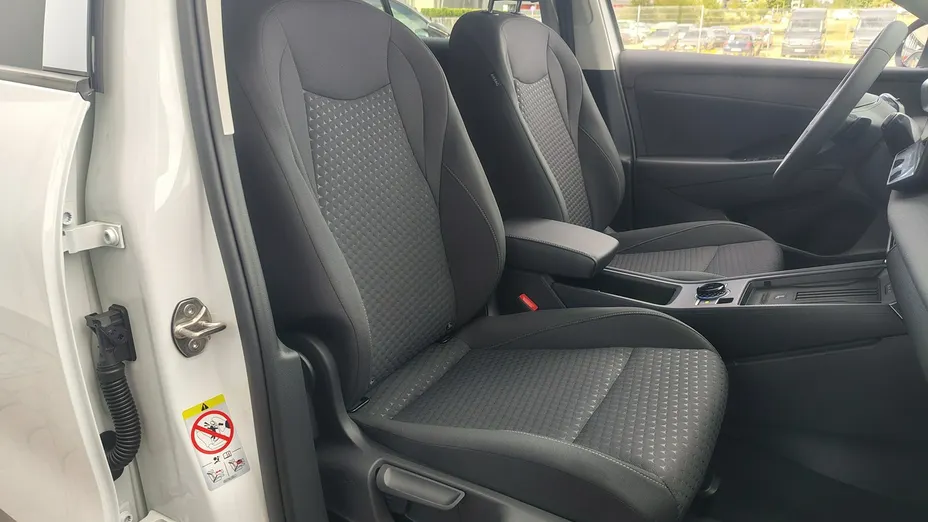 VOLKSWAGEN T-ROC -