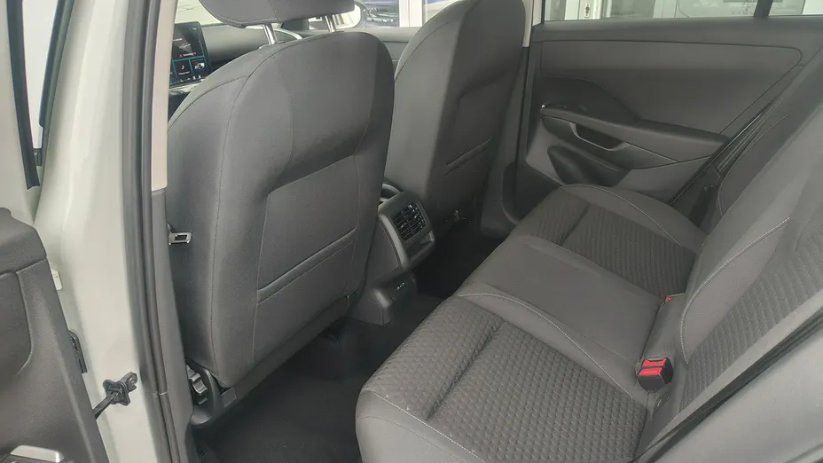 VOLKSWAGEN T-ROC -