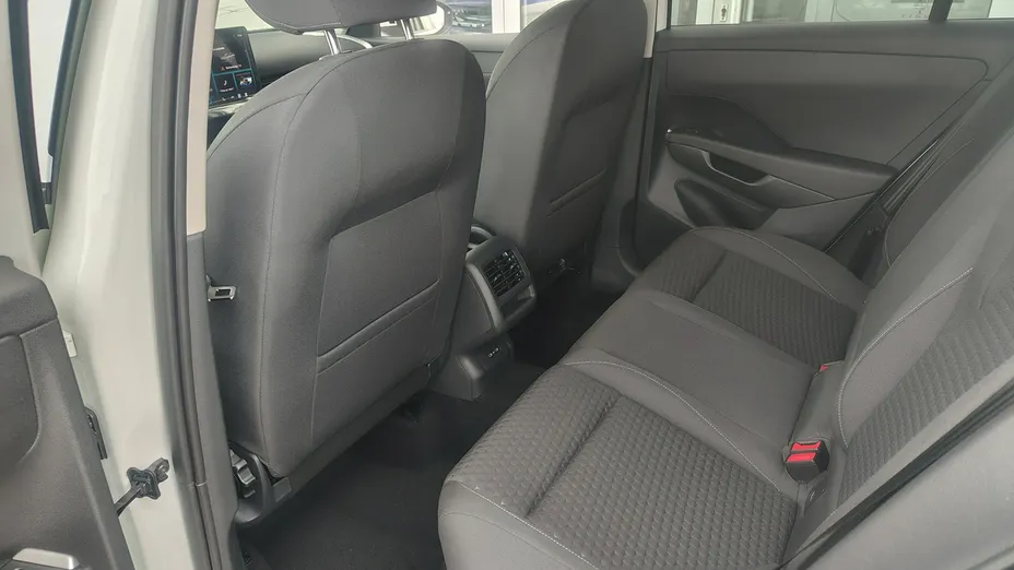 VOLKSWAGEN T-ROC -
