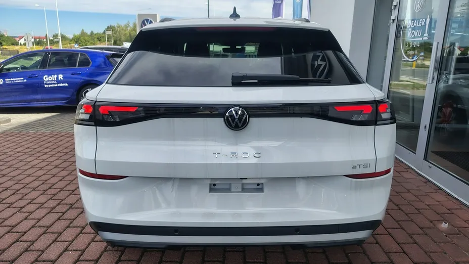 VOLKSWAGEN T-ROC -