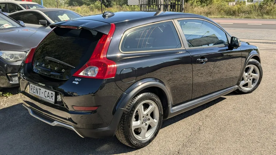 VOLVO C30 -