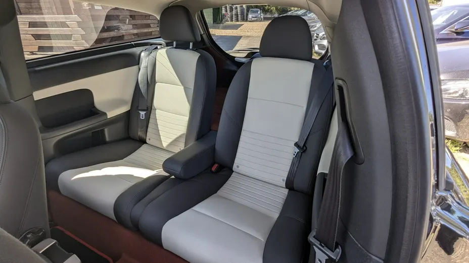 VOLVO C30 -