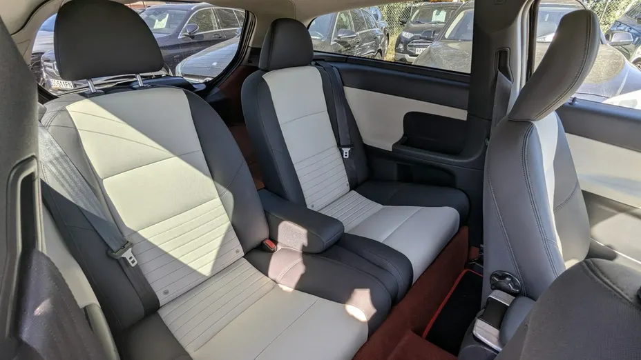 VOLVO C30 -