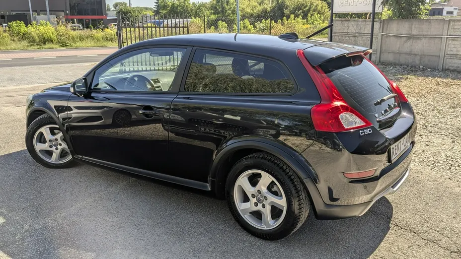 VOLVO C30 -