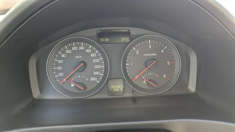VOLVO C30 -