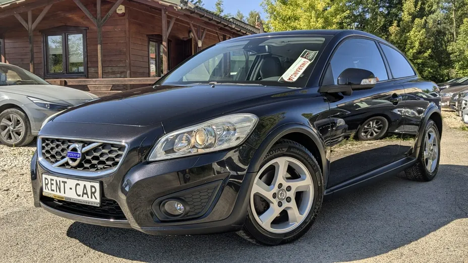 VOLVO C30 -