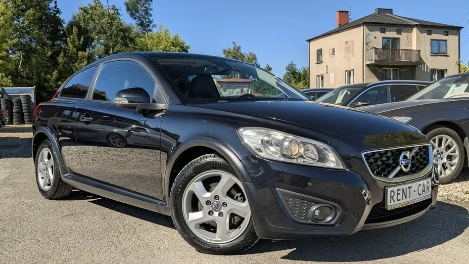 VOLVO C30 -