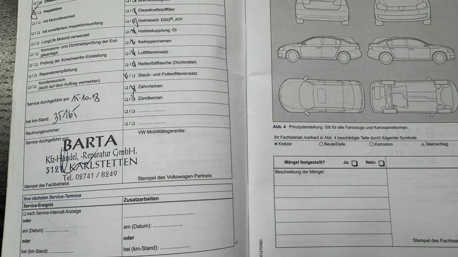 VOLKSWAGEN Polo -