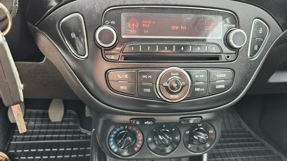 OPEL Corsa -