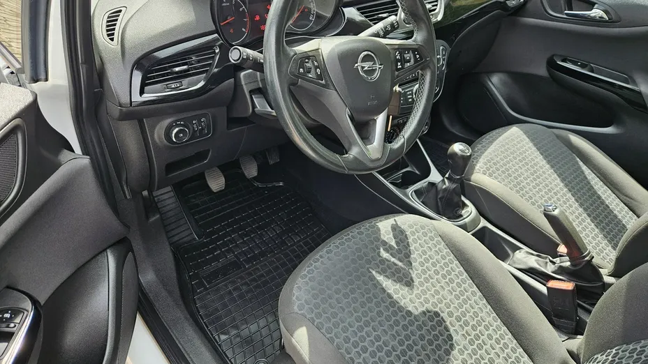 OPEL Corsa -